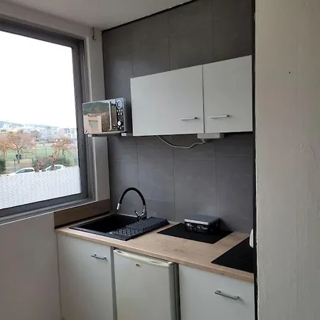 - - 100m Des Plages *