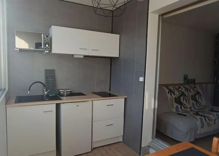 - - 100m Des Plages *