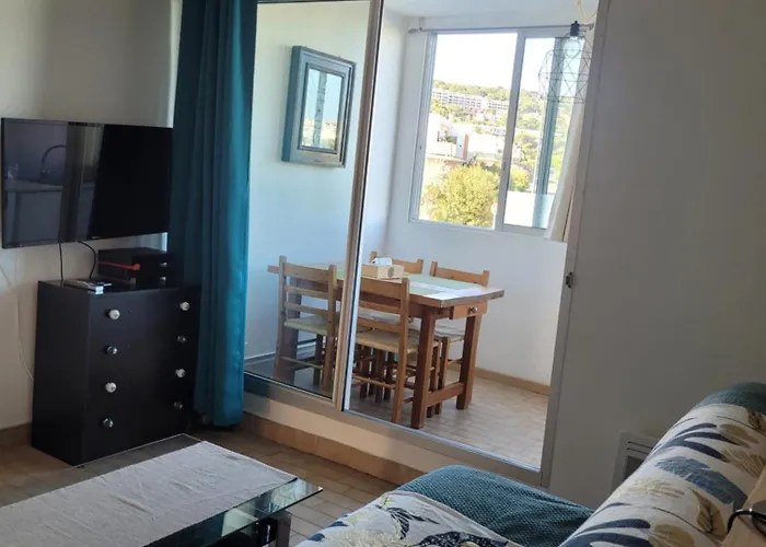 - - 100m Des Plages Sète